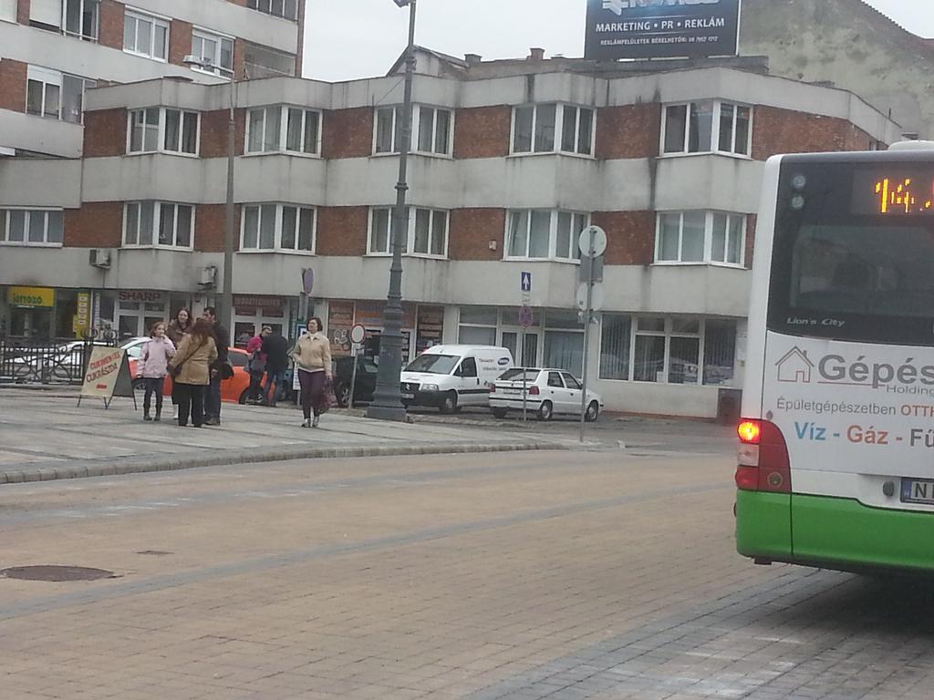 Szinva Apartman Miskolc Dış mekan fotoğraf